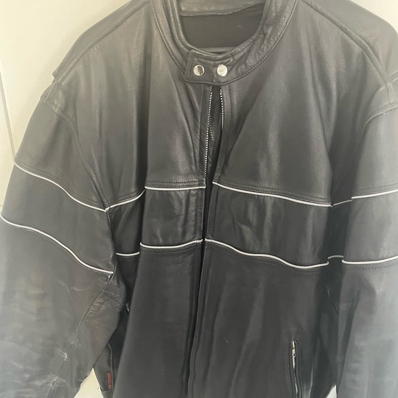 Manteau cuir moto - Picture 2 of 2